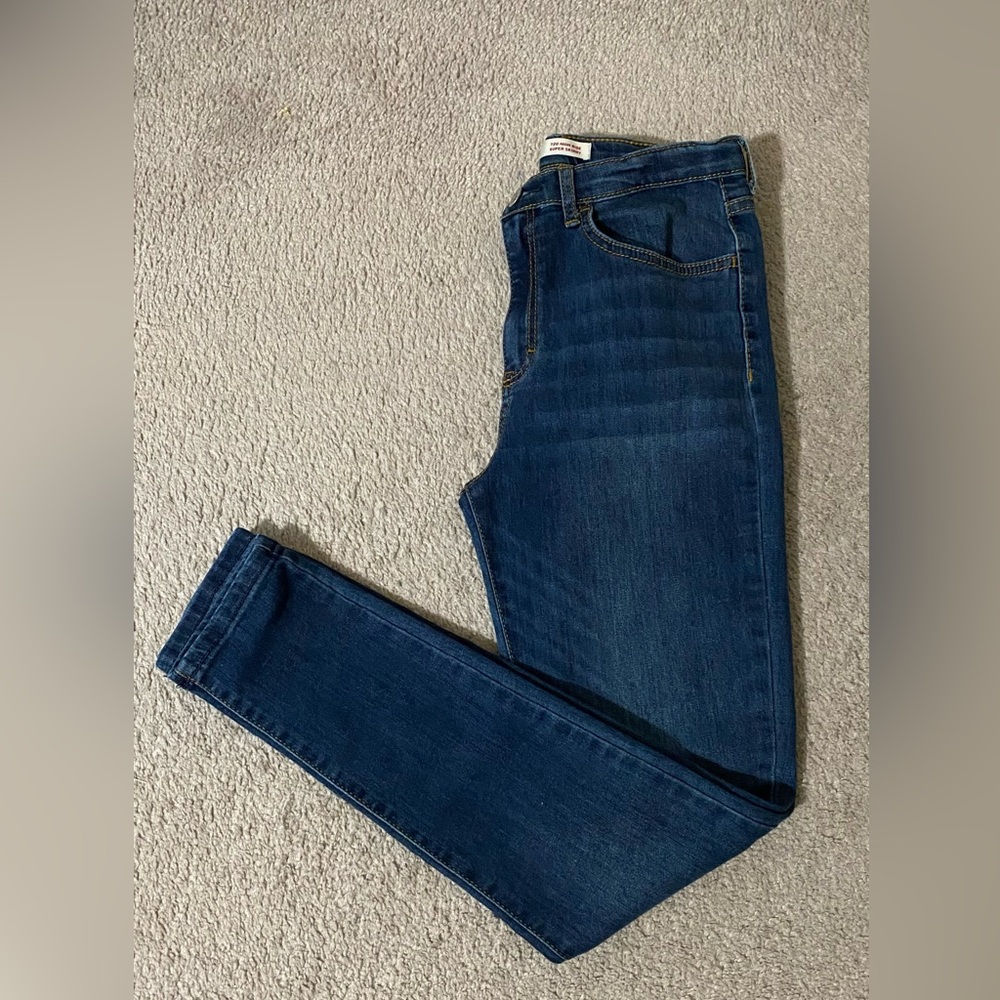 Levi’s youth 720 high-rise super skinny jeans size 16 28 x 28